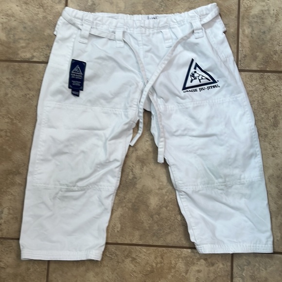 Gracie Jiu-Jitsu Childrens Gi - Picture 4 of 7